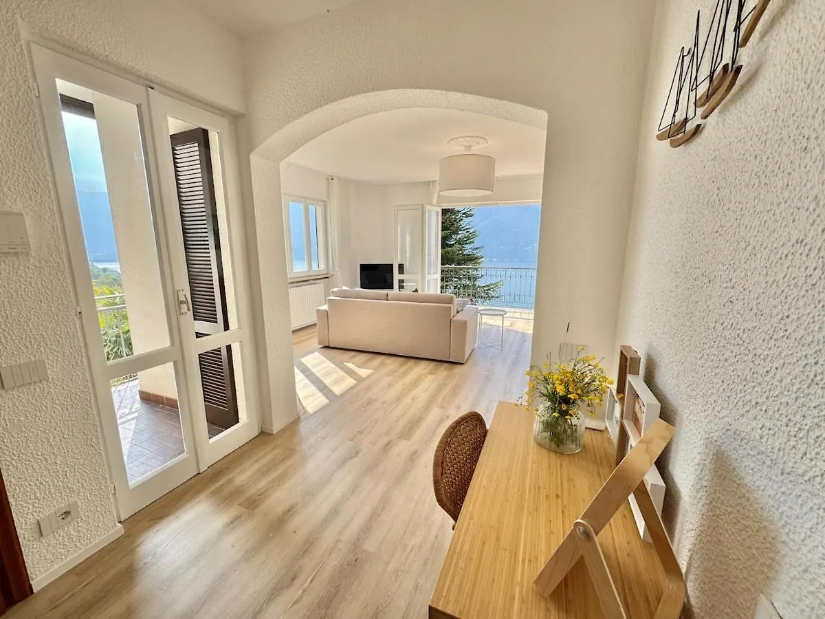 Villa Miralago Tronzano Lago Maggiore İtalya