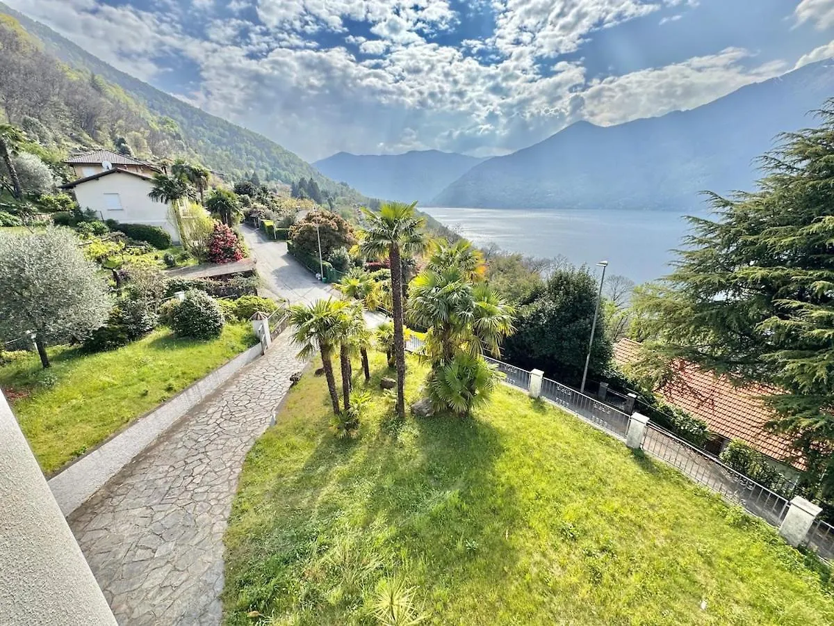 Villa Miralago Tronzano Lago Maggiore İtalya